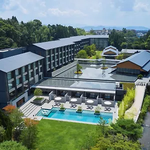 Roku Kyoto, Lxr & Resort