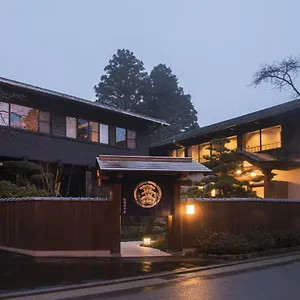 Matsuzakaya Honten Ryokan